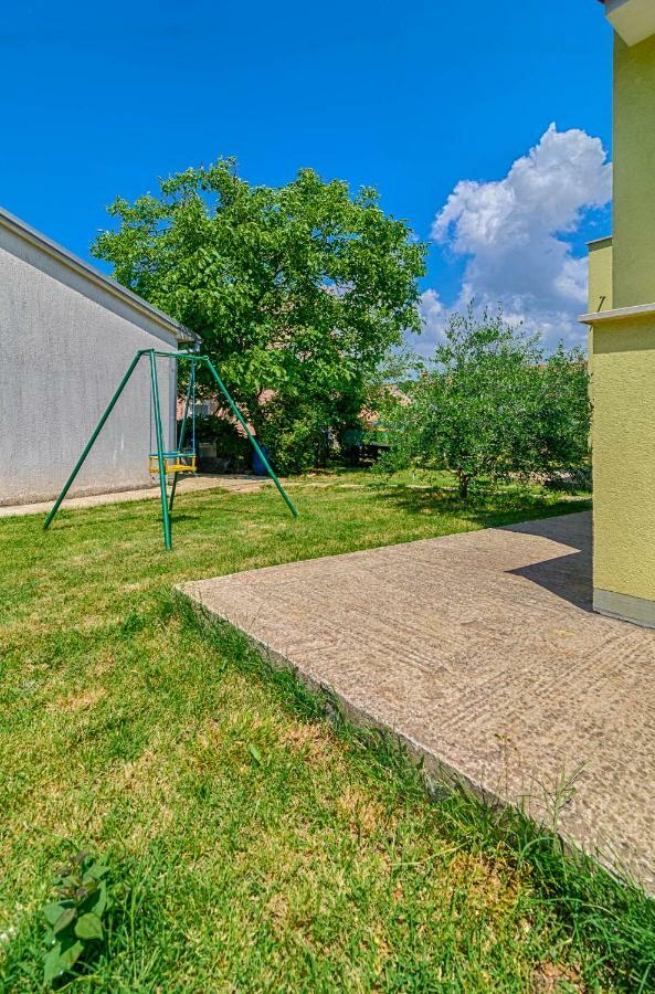 Apartmani Prodan 2 Fažana Exterior foto
