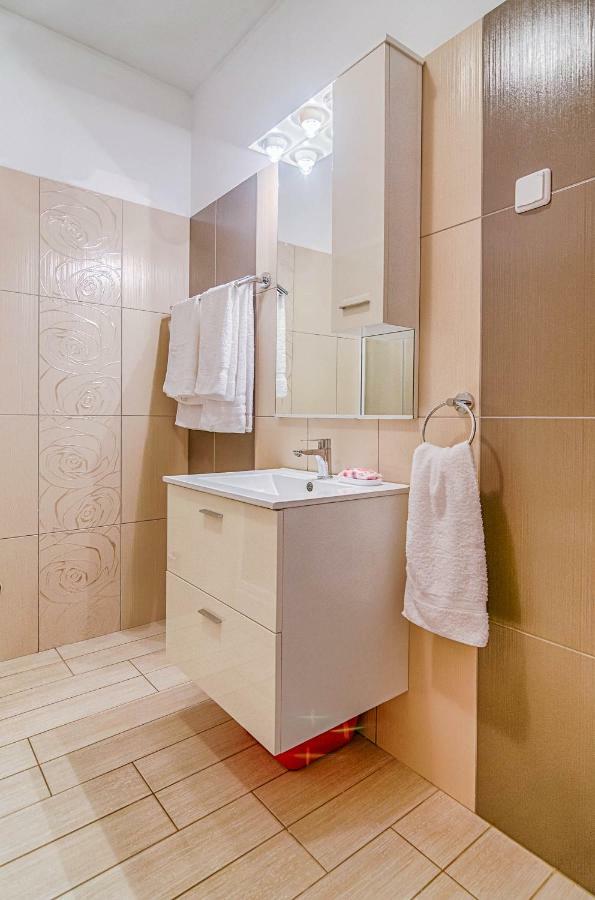 Apartmani Prodan 2 Fažana Exterior foto