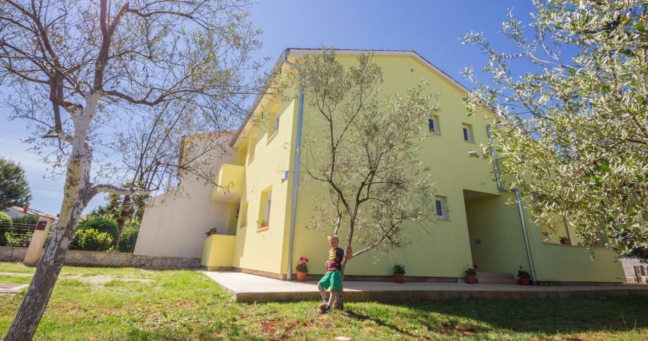 Apartmani Prodan 2 Fažana Exterior foto